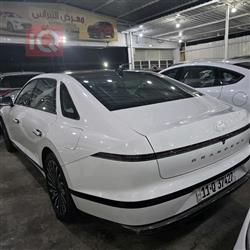 هیۆندای ازێرا